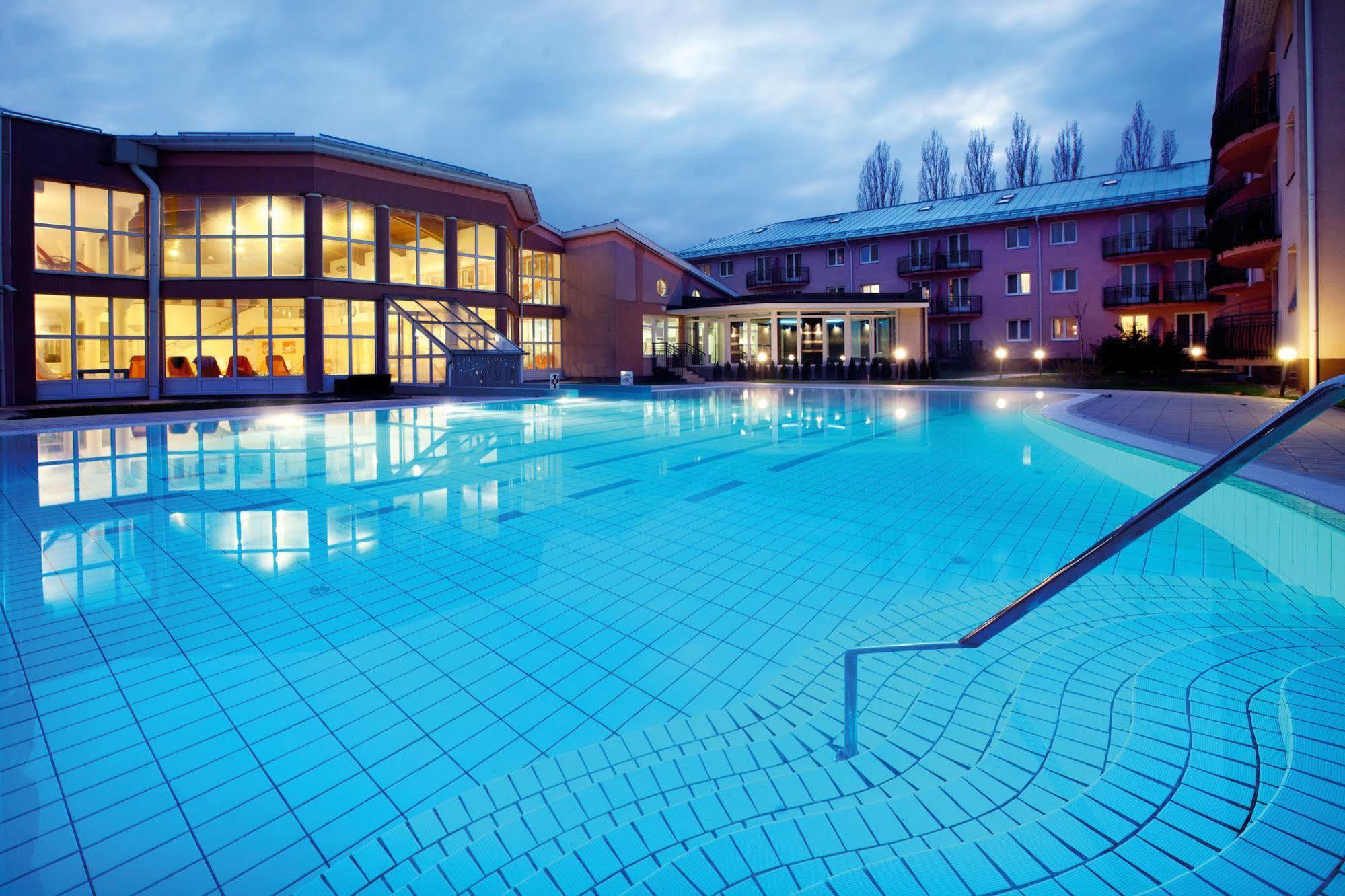 Hotel Europa Fit Hévíz Heviz Exterior foto